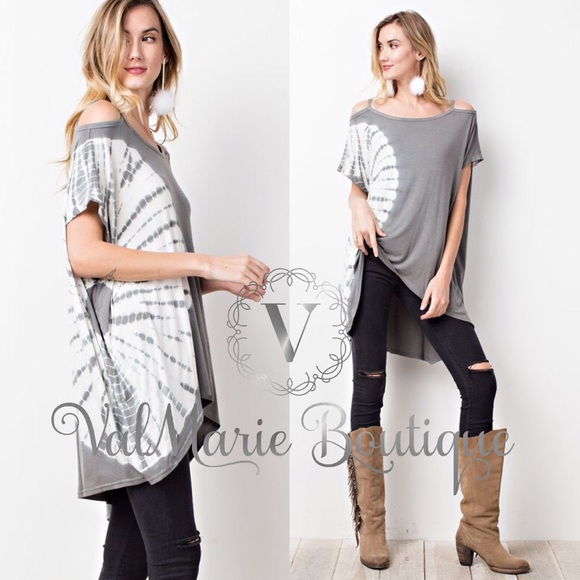 LAST 1! Tie Dye Tunic Cold Shoulder Top Gray - Picture 3 of 4